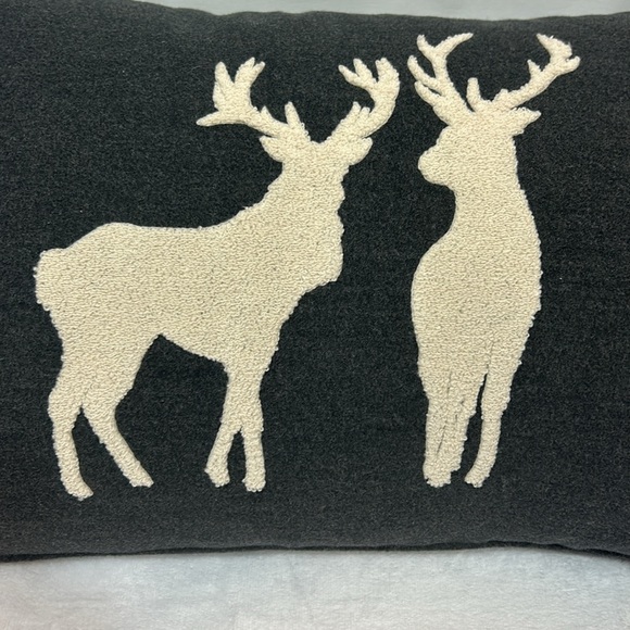 Luzoh Collective Decor Deer Pillow - Picture 3 of 8